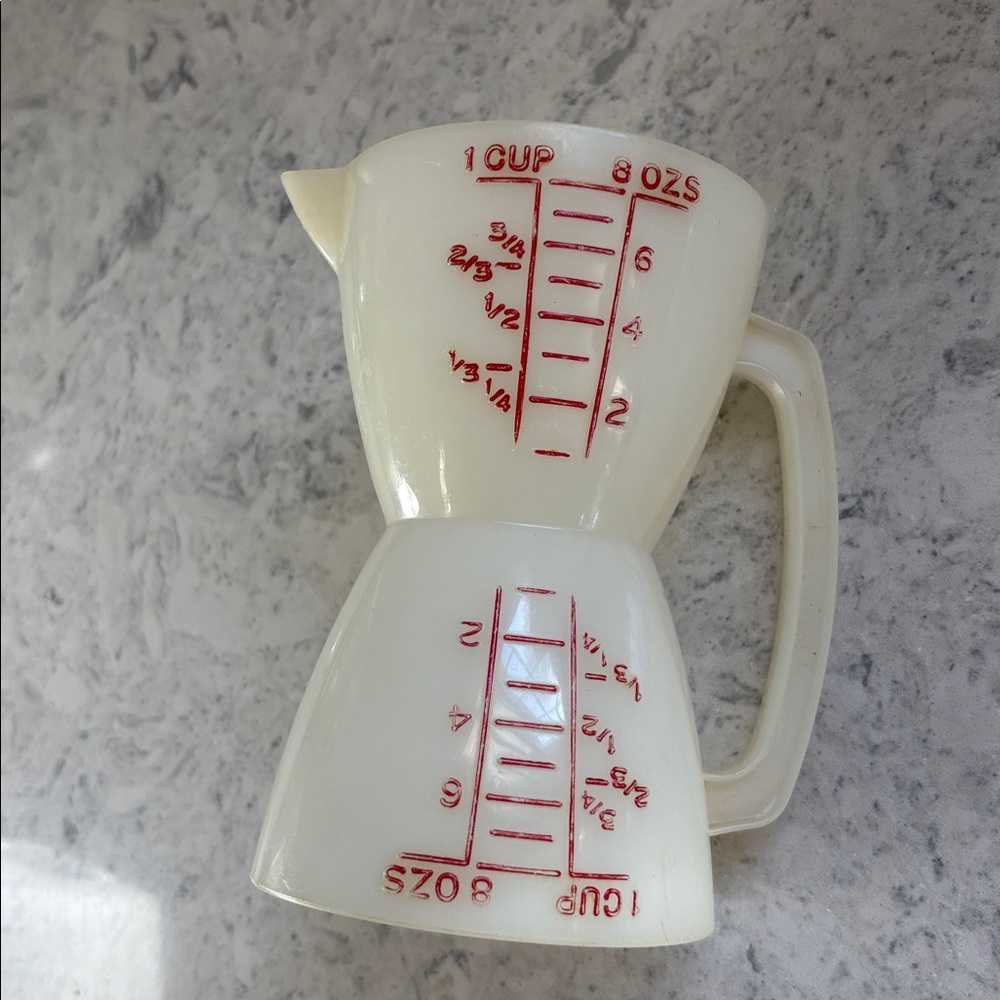 Tupperware Wet & Dry Flip Measuring Cup #880 1 Cup Double Measure cup RED letter - Picture 3 of 6